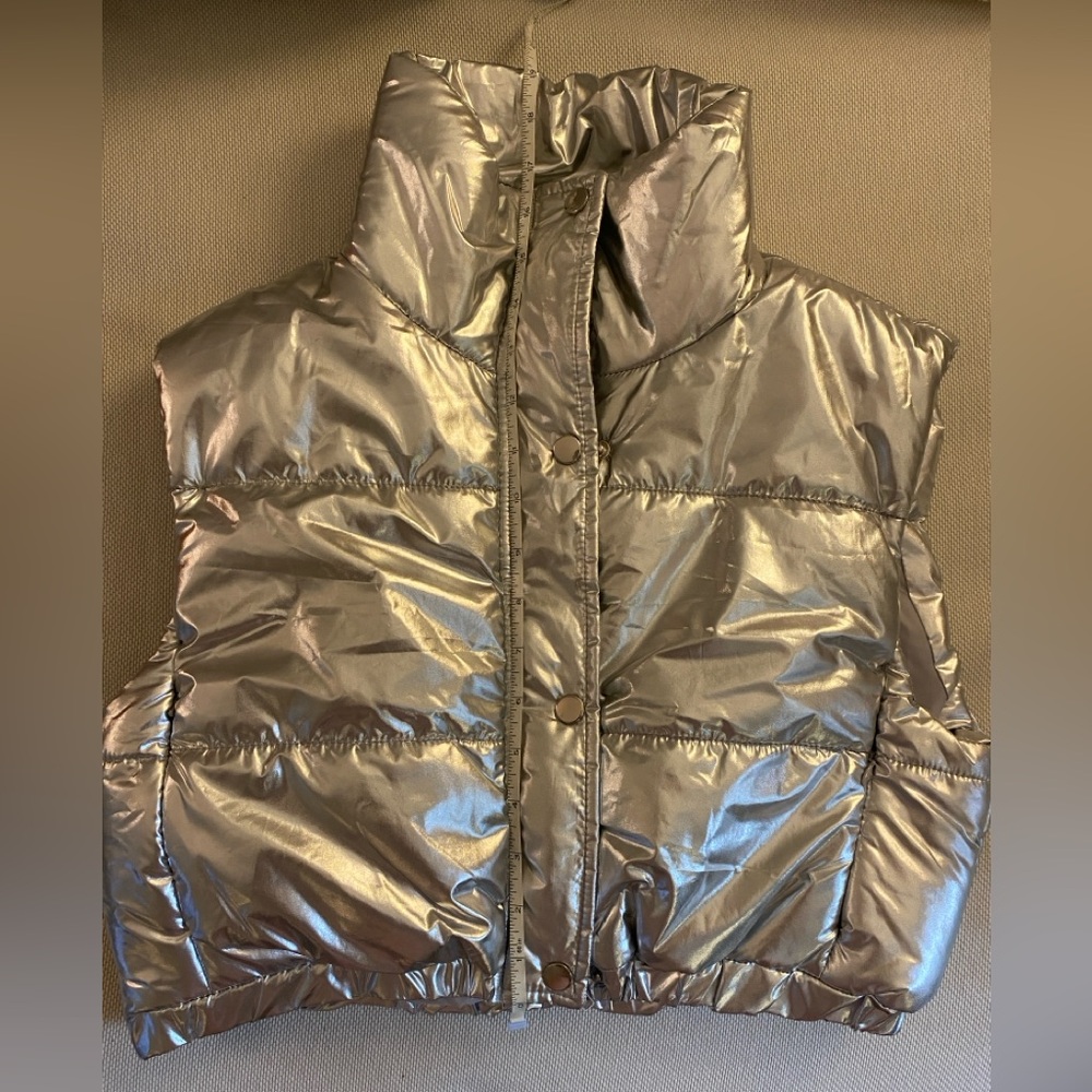Puffer Vest | Cropped Silver Bikercore - Picture 5 of 9